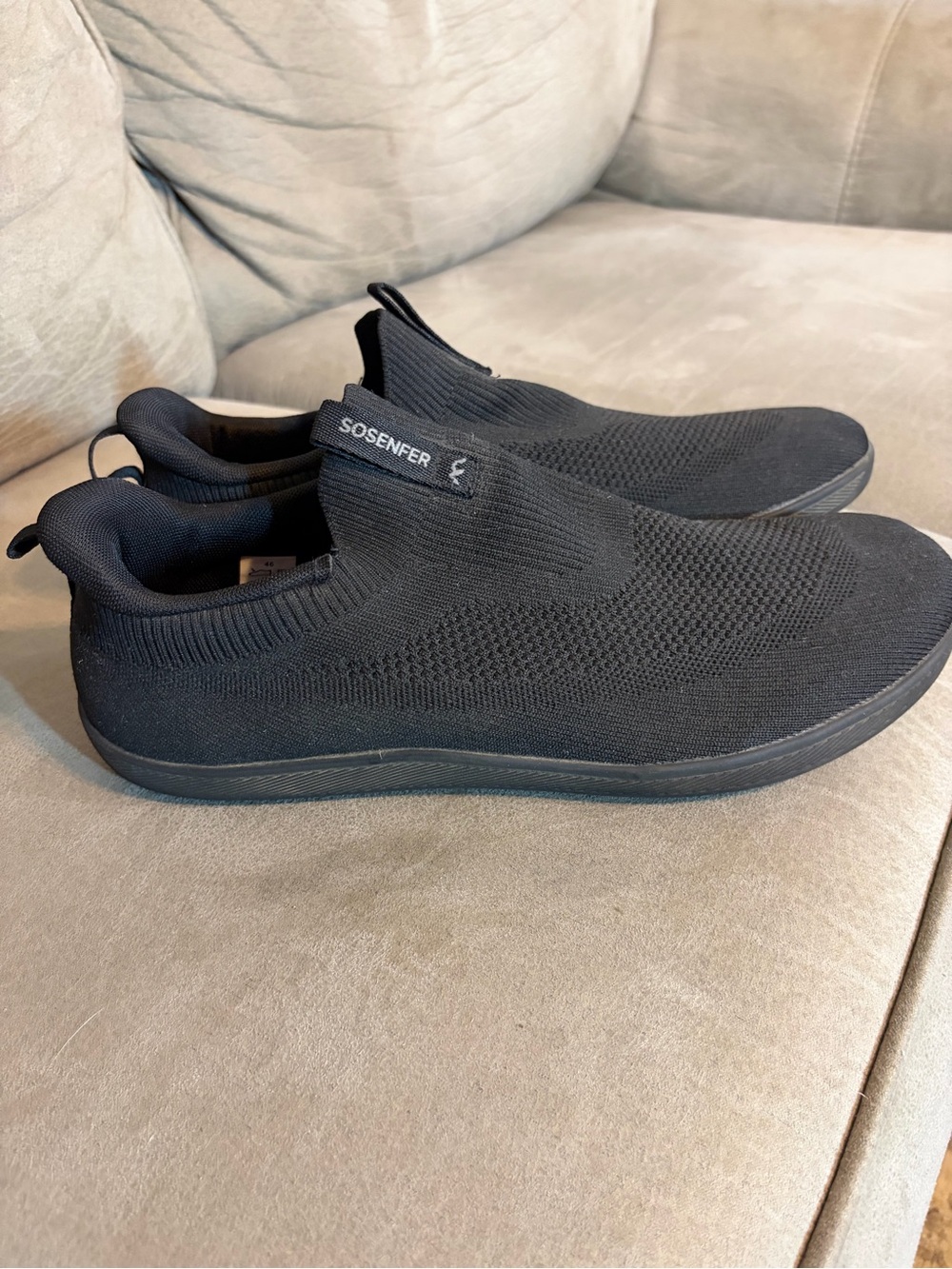 Men's Slip-On Knit Sneakers in Black